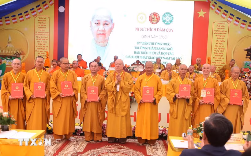 Phật giáo Việt Nam-Lào: Thắp sáng giá trị tâm linh, vun đắp tình đoàn kết đặc biệt